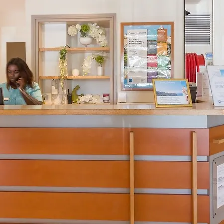 Apartman Heliotel Saint-Laurent-du-Var